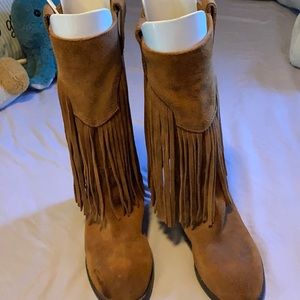 Lucky brand fringe boots